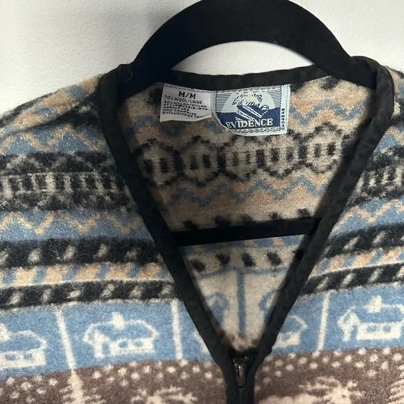 Vintage Vest Wool Neutral Evidence Pattern Brown and Blue Warm and Cozy Vest - Picture 4 of 13